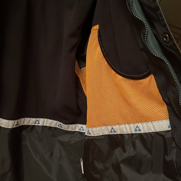 Gerry 4 in 1 coat with fleece lined inner jacket XL. Like new - Picture 10 of 12